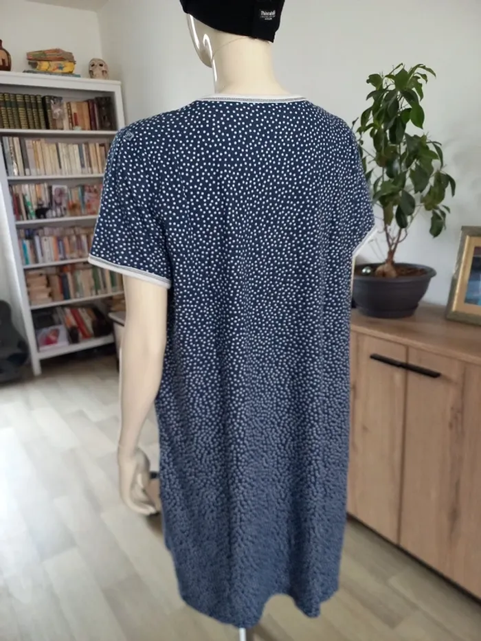 Chemise de nuit T. 40/42 - photo numéro 3