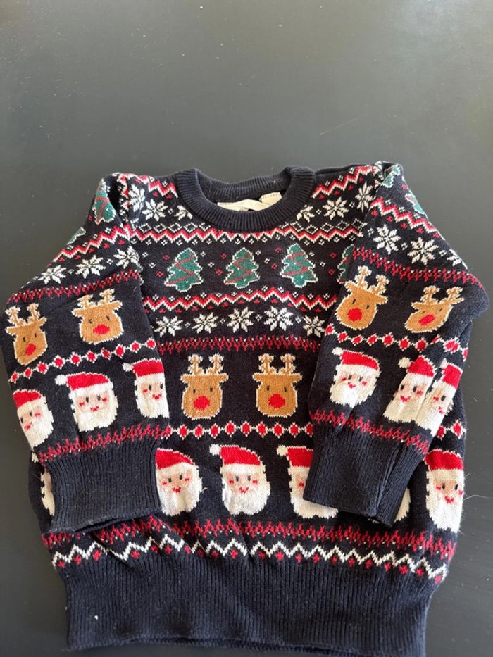 Pull Noël taille 12 mois 80cm