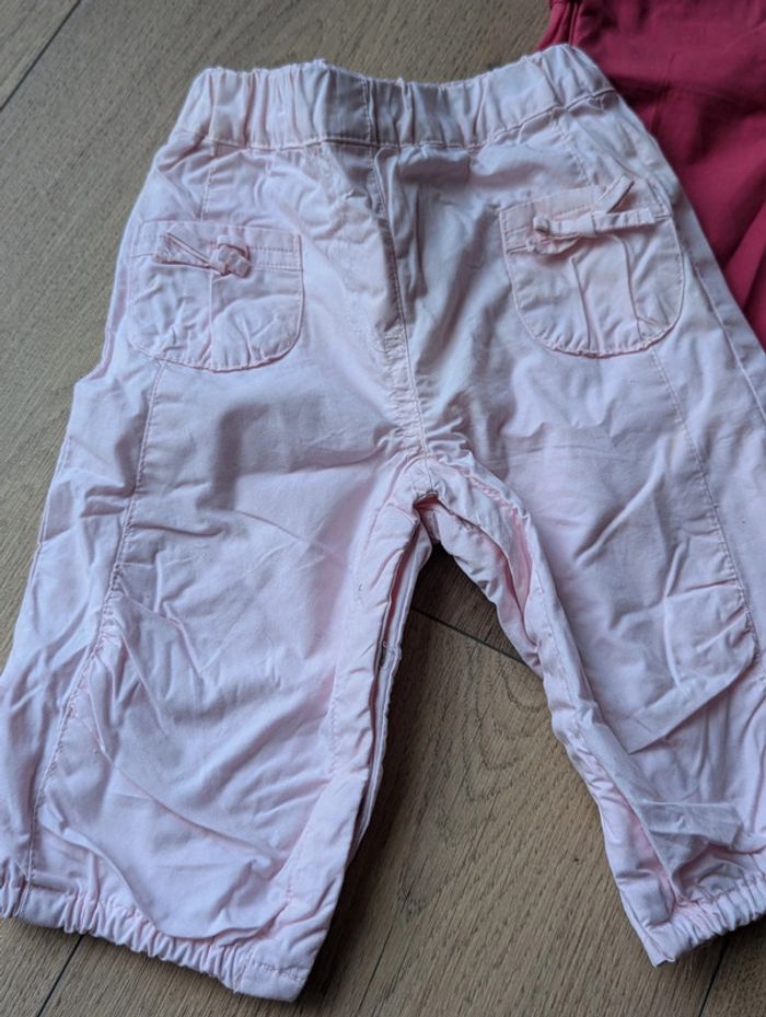 Lot de 2 pantalons légers taille 6 mois - photo numéro 2