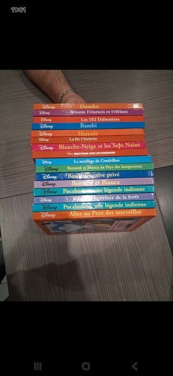 Lot 16 livres Walt Disney