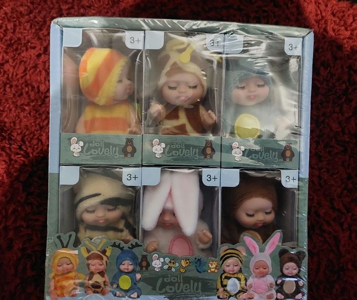 Lot de 6 mini poupées Lovely Doll
