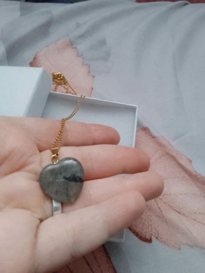 Collier coeur en pierre de labradorite - photo numéro 2