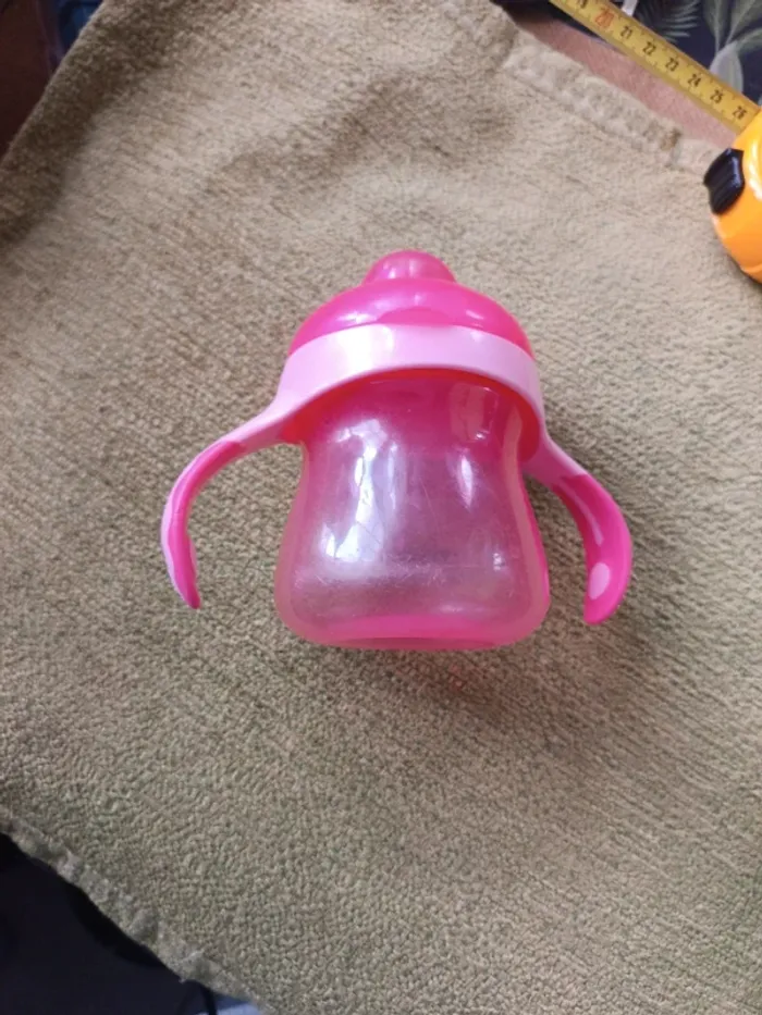 Tasse d'apprentissage rose Alvar. - photo numéro 2