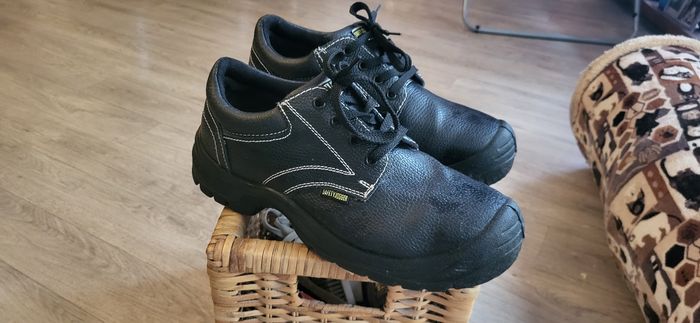 Chaussure de sécurité t42 - photo numéro 3