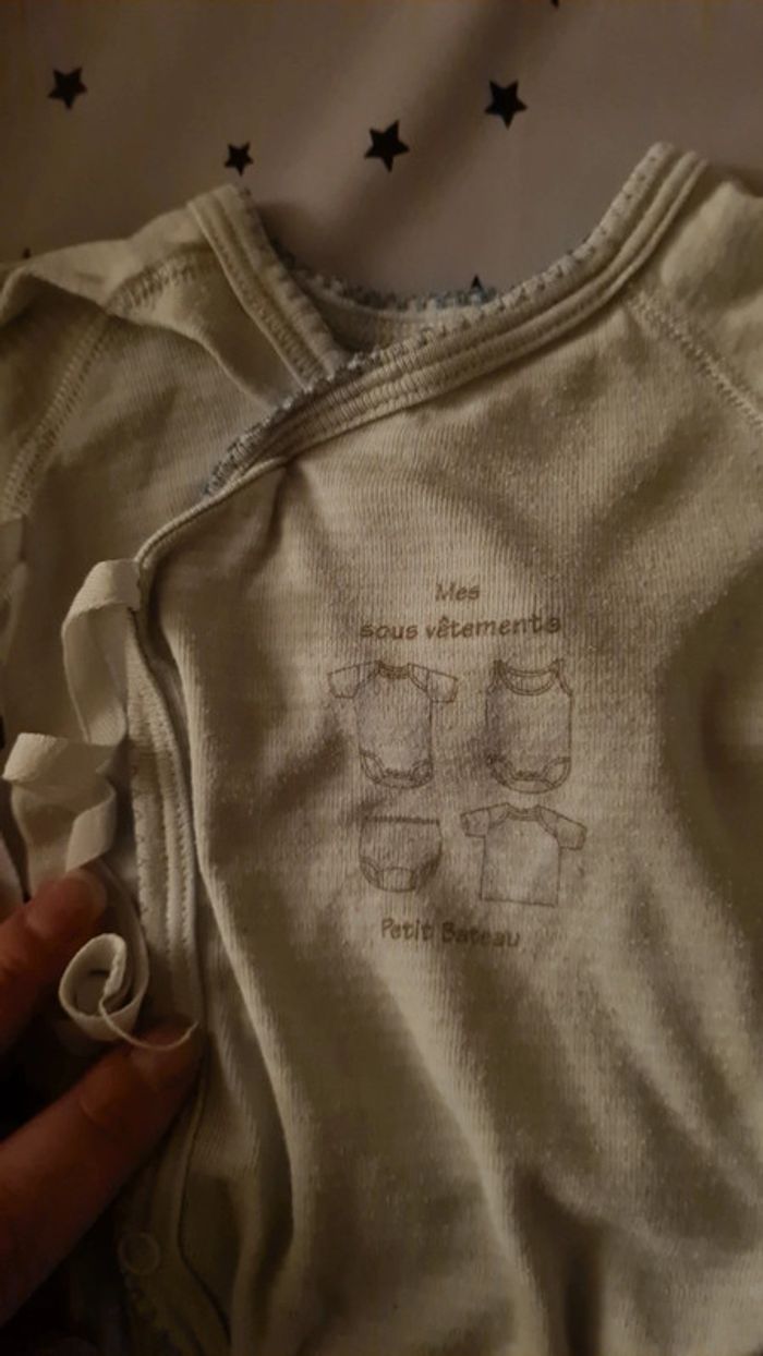 body 1 mois - photo numéro 2