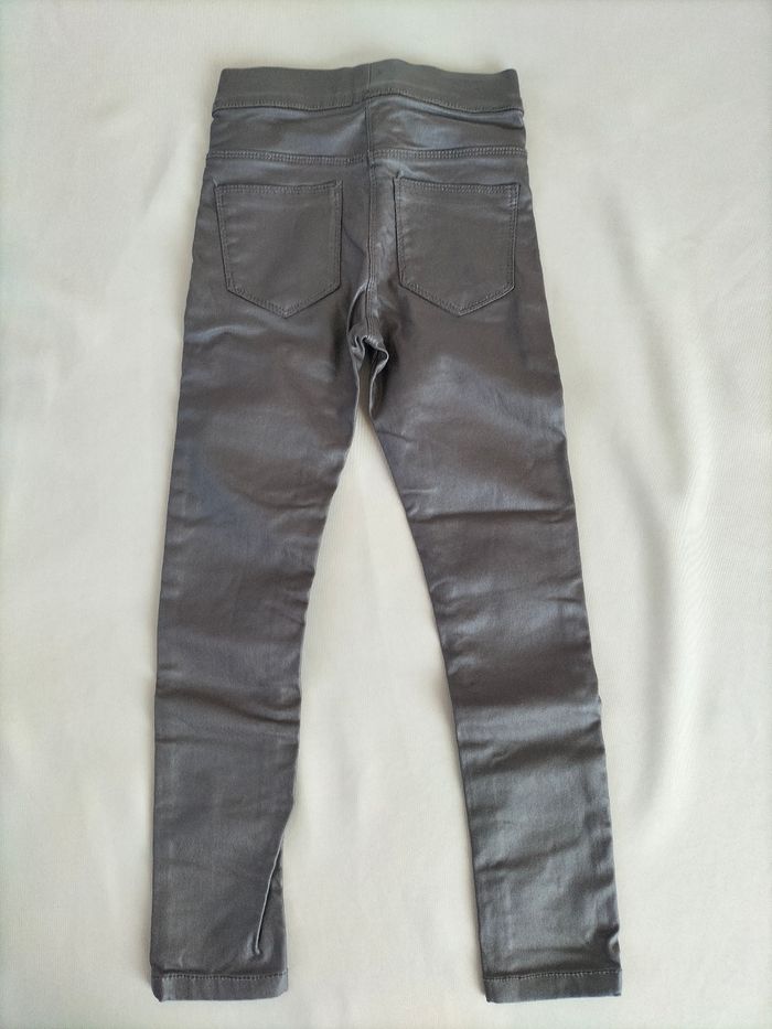 🖤 Jegging effet ciré gris - 8ans - TQF Collection - Neuf 🖤 - photo numéro 2