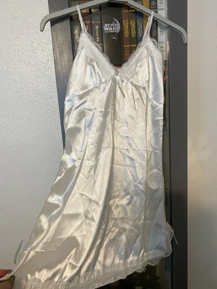superbe lot de 2 sous robe nuisette noir et blanc taille 44 neuf - photo numéro 6