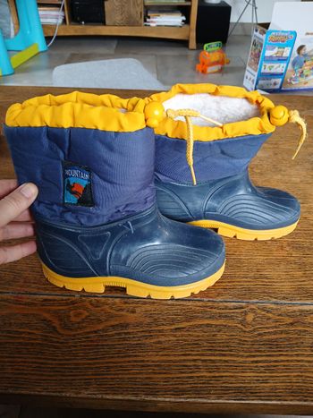 Bottes de neige garçon taille 29