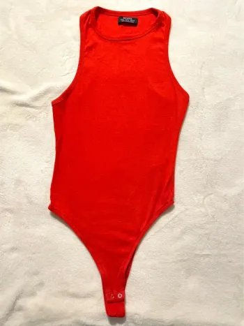 Body Rouge à Bretelles – Bershka – Taille S
