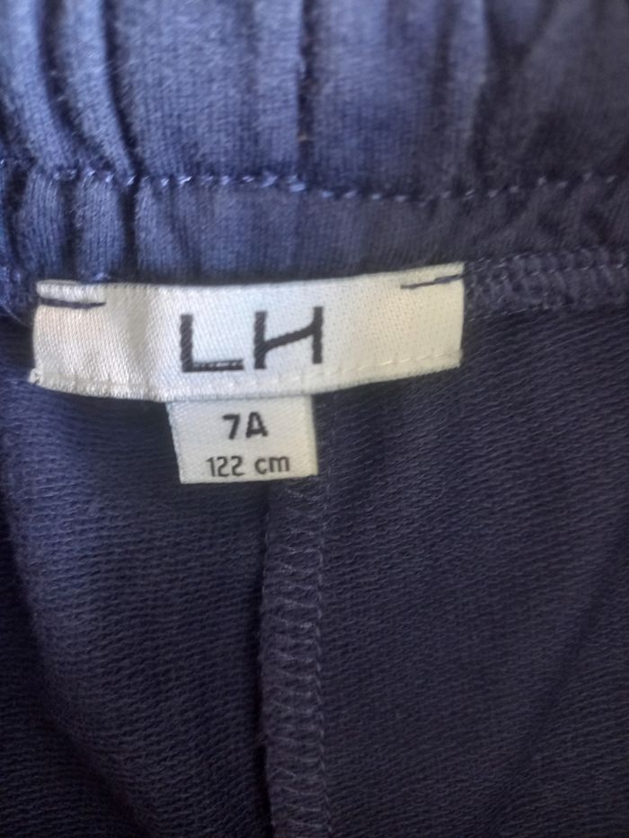 Short neuf  7 ans - photo numéro 3