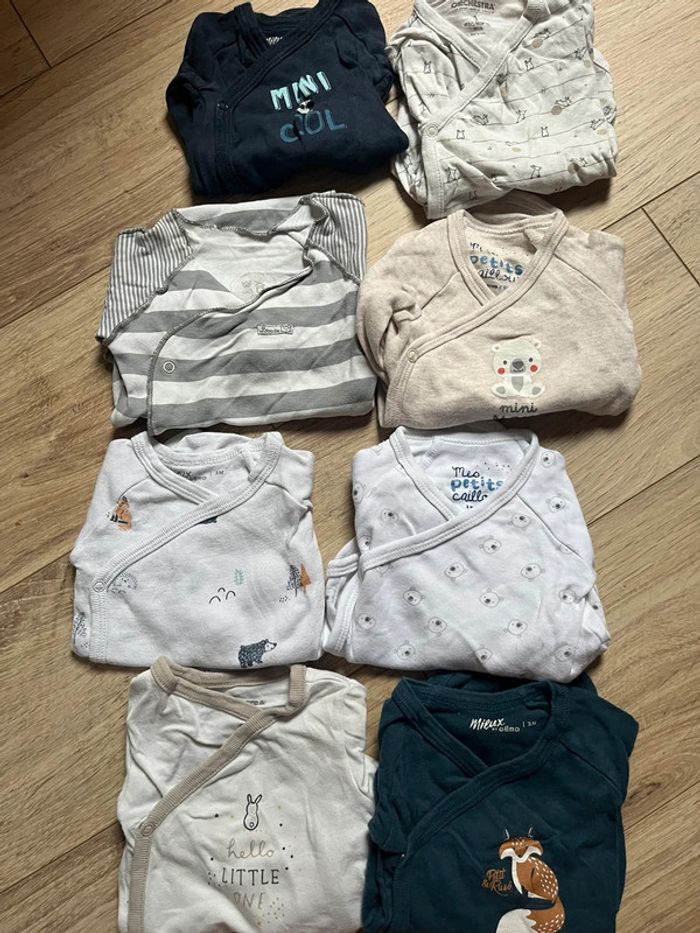 Lot de 8 bodys 3 mois - photo numéro 2