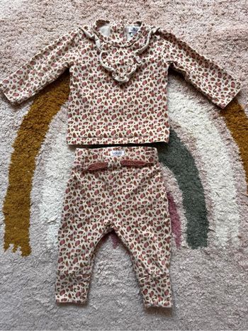 Ensemble léopard ( 1 mois )