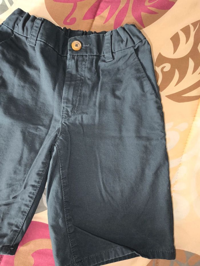Short Kiabi 10 ans - photo numéro 3