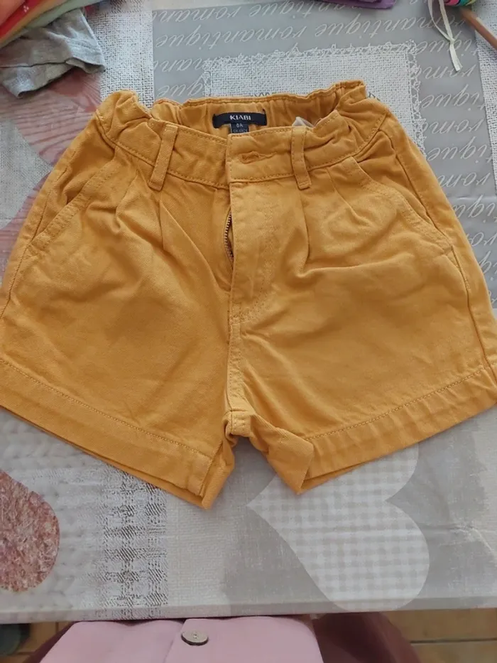 Short Kiabi 8A