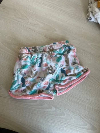 Short 9 mois