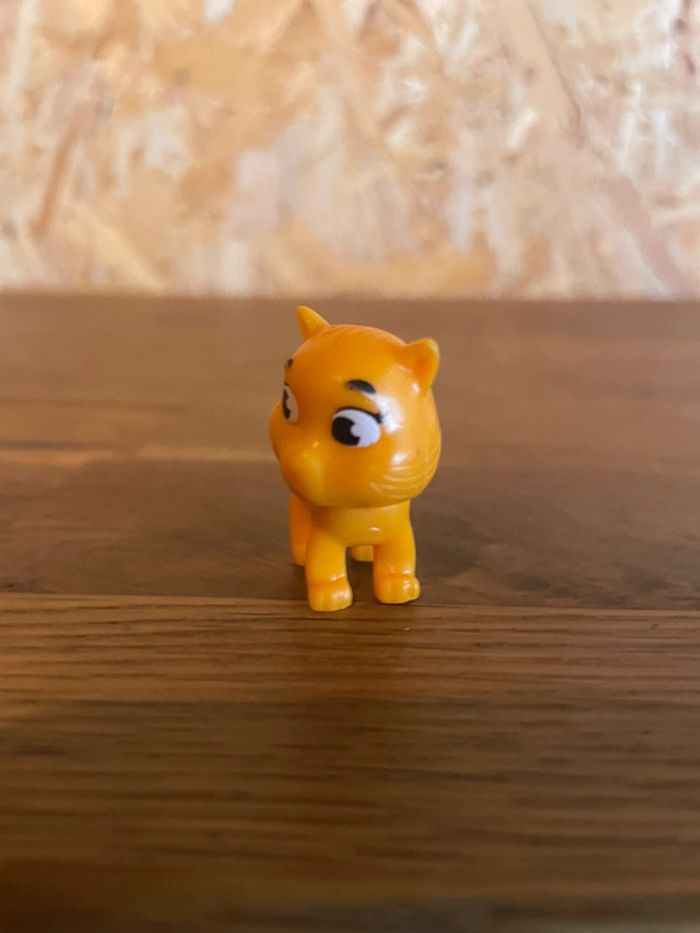 Idée Cadeau 🎁 Lot de 2 Figurines de la poule Galineta et du chat de la Pat Patrouille - photo numéro 10