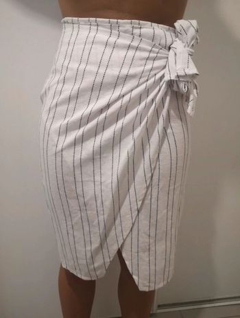 Jupe en lin véritable neuve avec étiquette