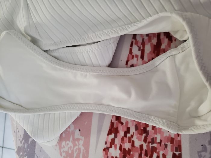 Maillot de bain une pièce blanc - photo numéro 10