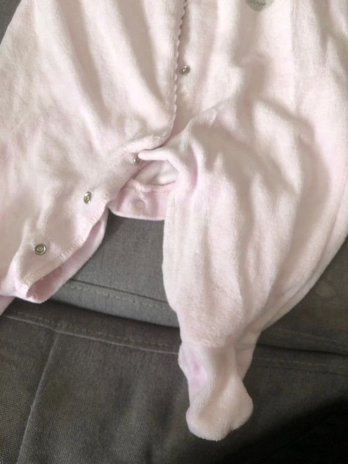 Pyjama rose chaud 1 pièces bon état Obaibi 6M - photo numéro 4