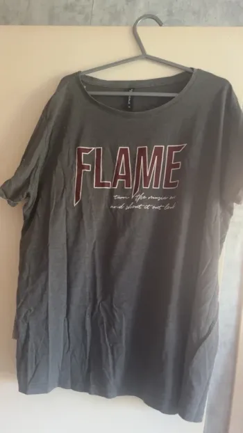 Lot t shirt femme