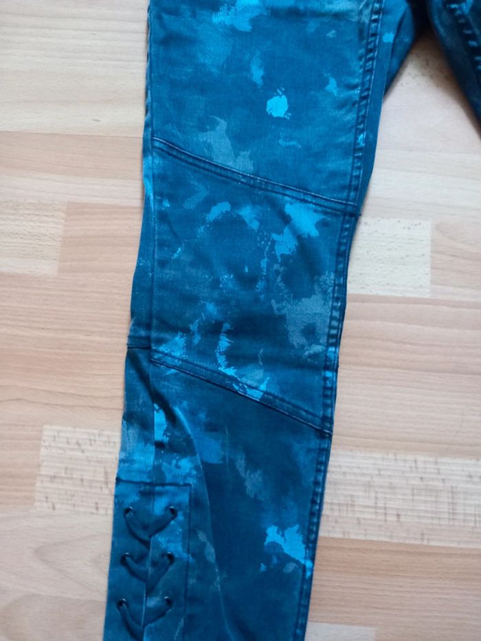 Jeans court - photo numéro 3