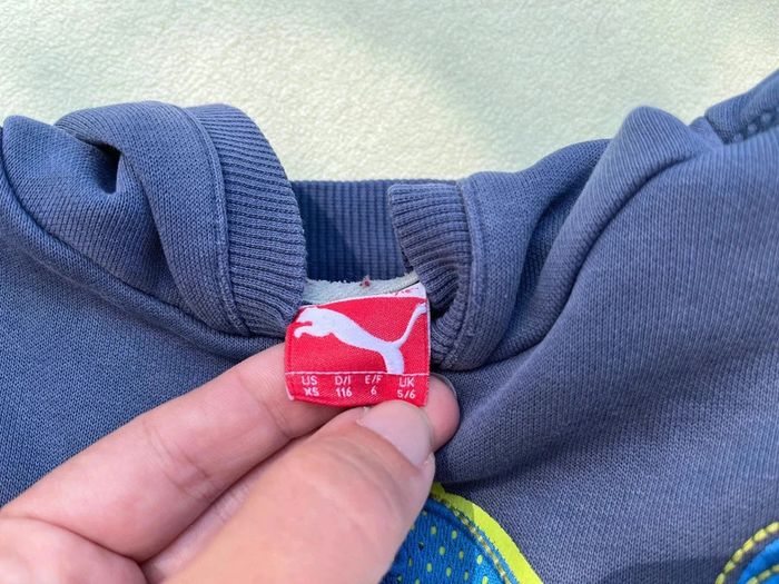 Sweat puma taille 5/ 6 ans - photo numéro 4