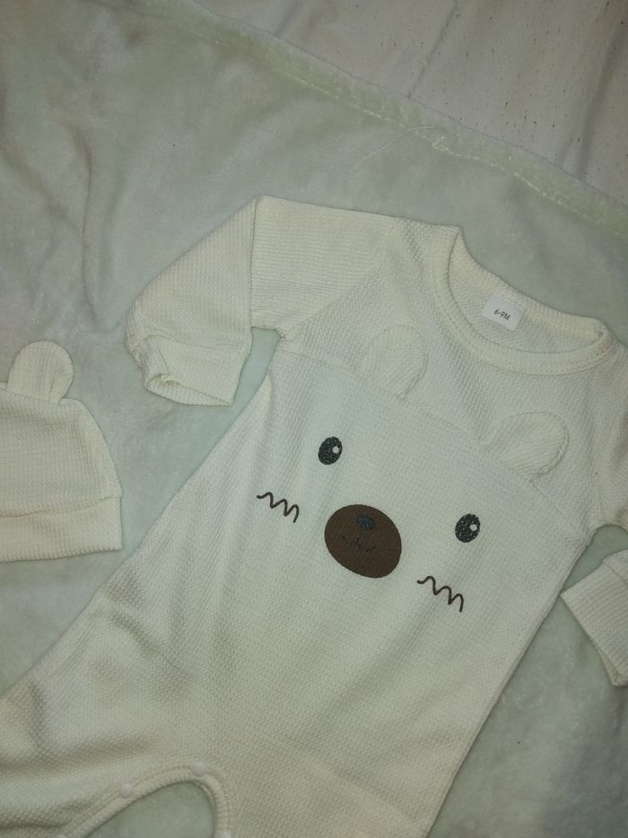 Pyjama taille 6/9 mois - photo numéro 3
