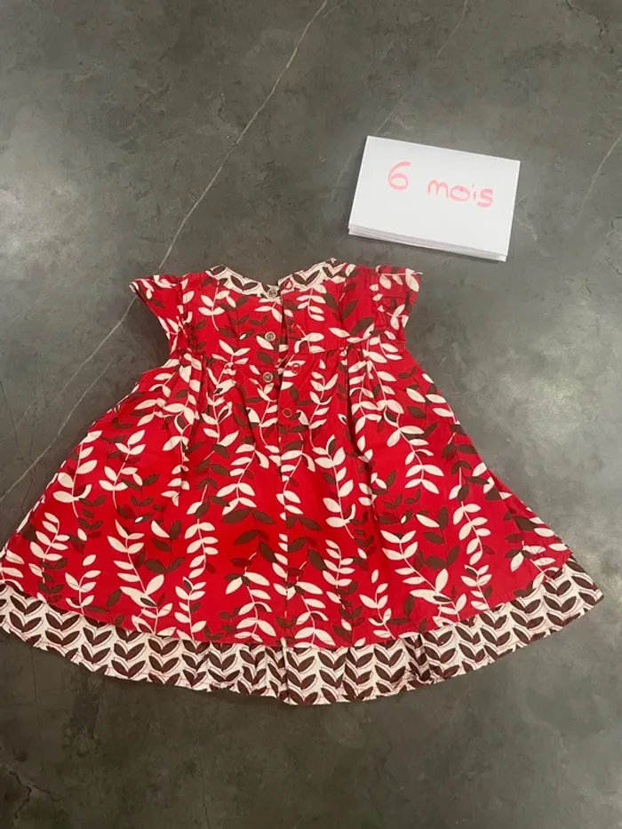 Robe rouge