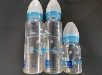 lot biberon x3