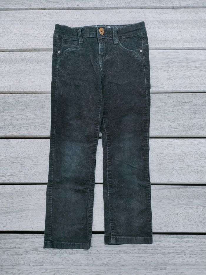 Pantalon velours slim noir Okaïdi - photo numéro 2