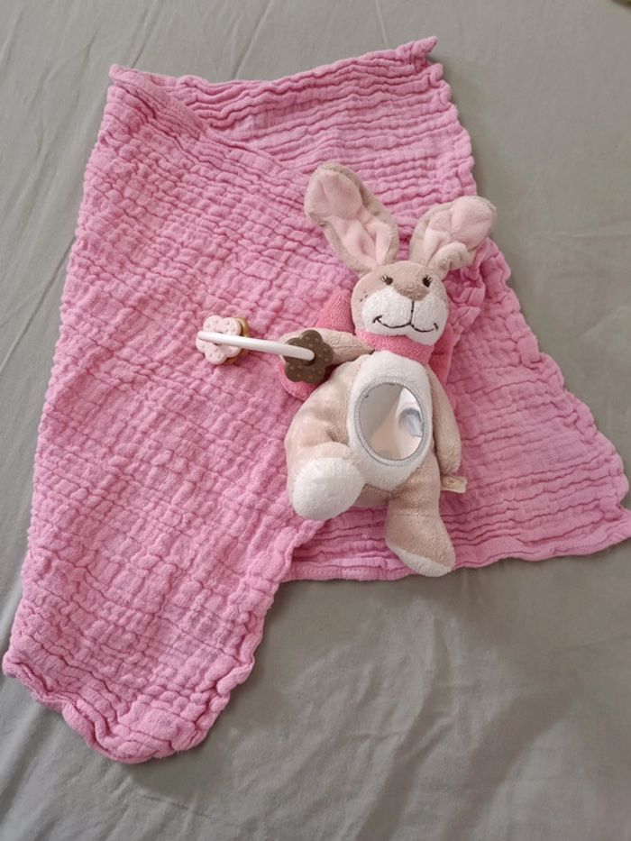 Lot lapin hochet + lange