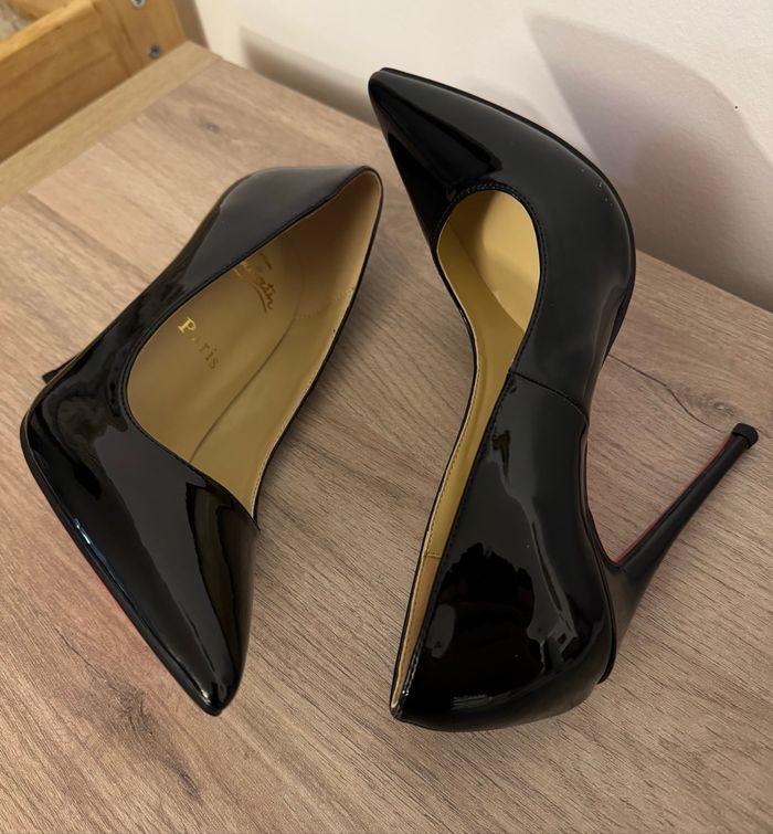 Escarpin Louboutin Pigalle 120 patent black T39 - photo numéro 3