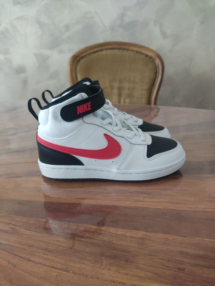 Baskets Nike T 31.5 - photo numéro 4
