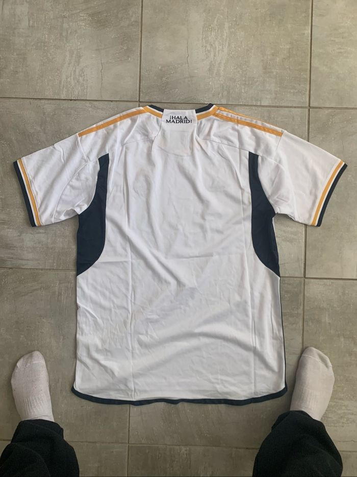 Maillot de foot du Real Madrid - photo numéro 3
