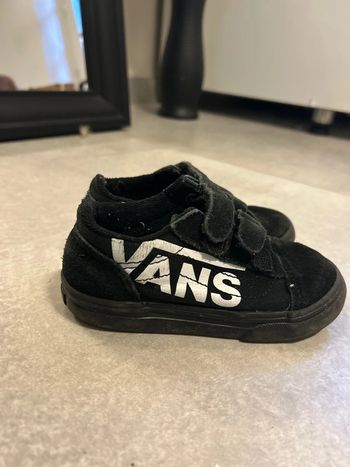 Baskets vans 24,5