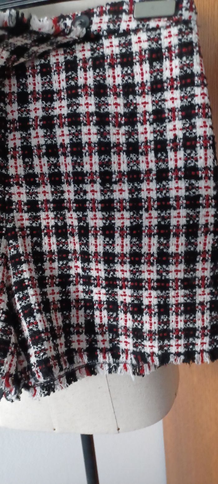 Très joli short femme T 44 - photo numéro 6