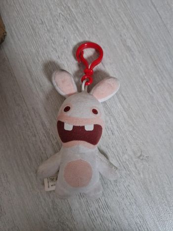 Porte clé lapin crétin