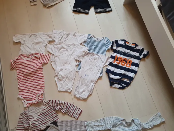 Vêtements 12mois