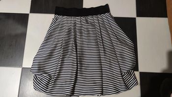 Très belle jupe bouffante évasée h&m t36