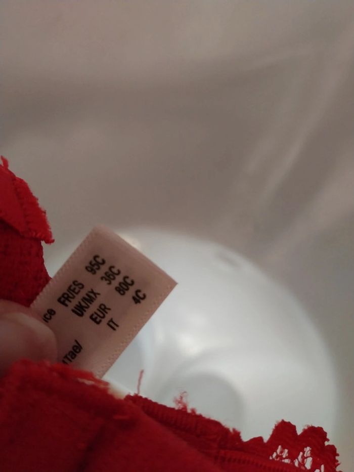 Push up rouge harnais 95 C - photo numéro 7