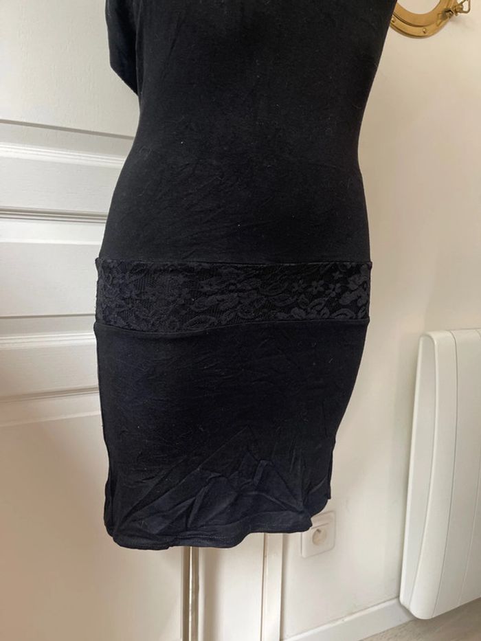 Robe noire - photo numéro 6