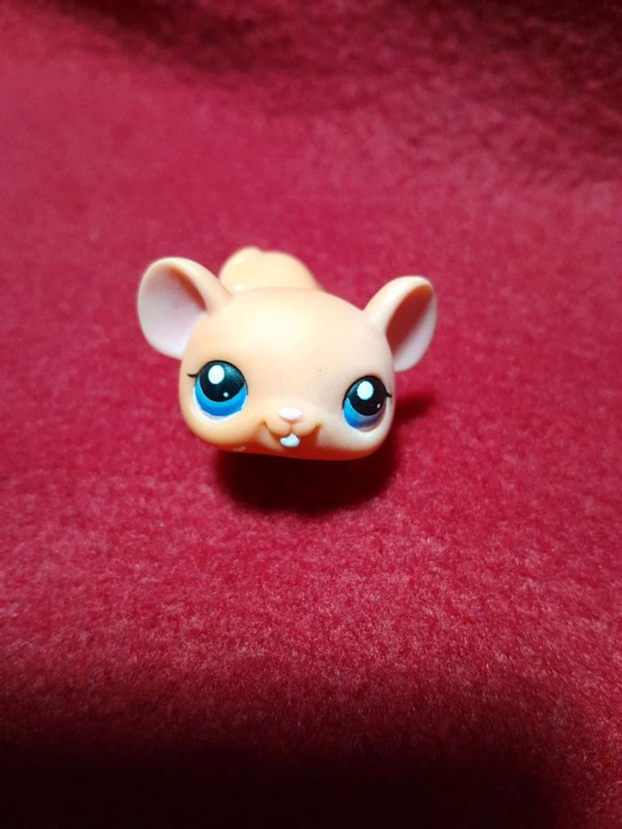 Figurine bébé Petshop A13. A