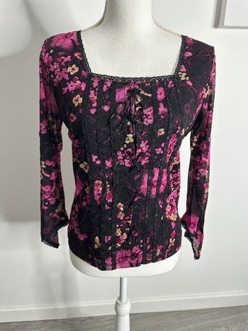 Blouse gothique à fleurs en mesh et dentelle noire et rose fuchsia Y2K T40 L