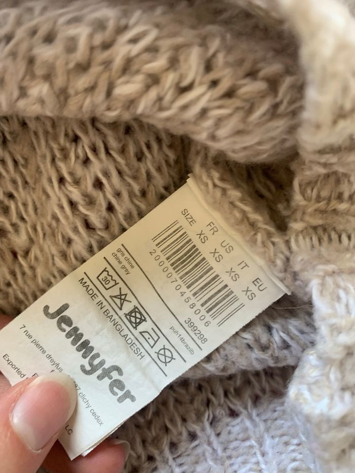 Pull rose fermeture éclair - photo numéro 2