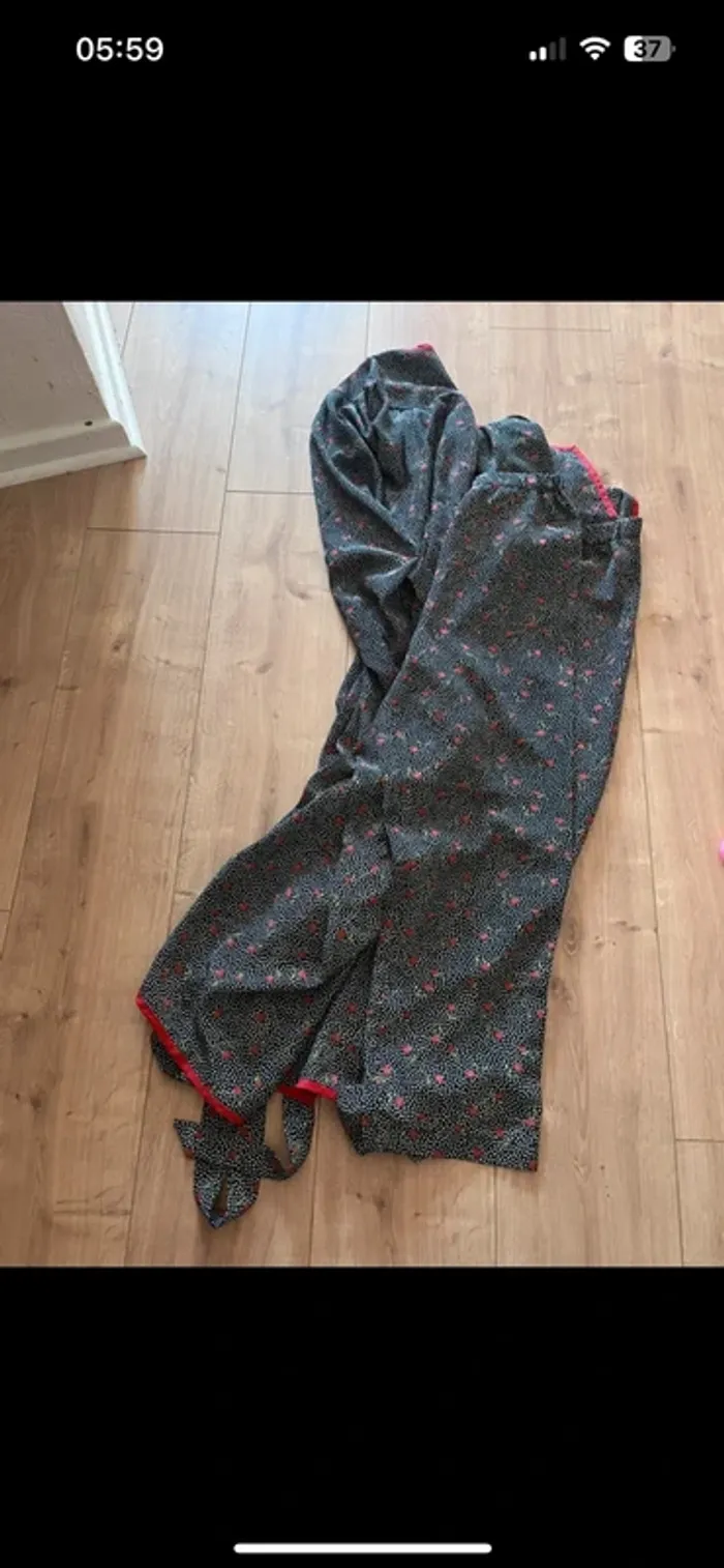 Lot pas de taille (jupe - Hauts) - photo numéro 18