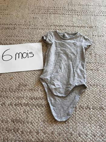 Body manche courte 6 mois