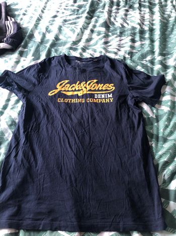 Teeshirt