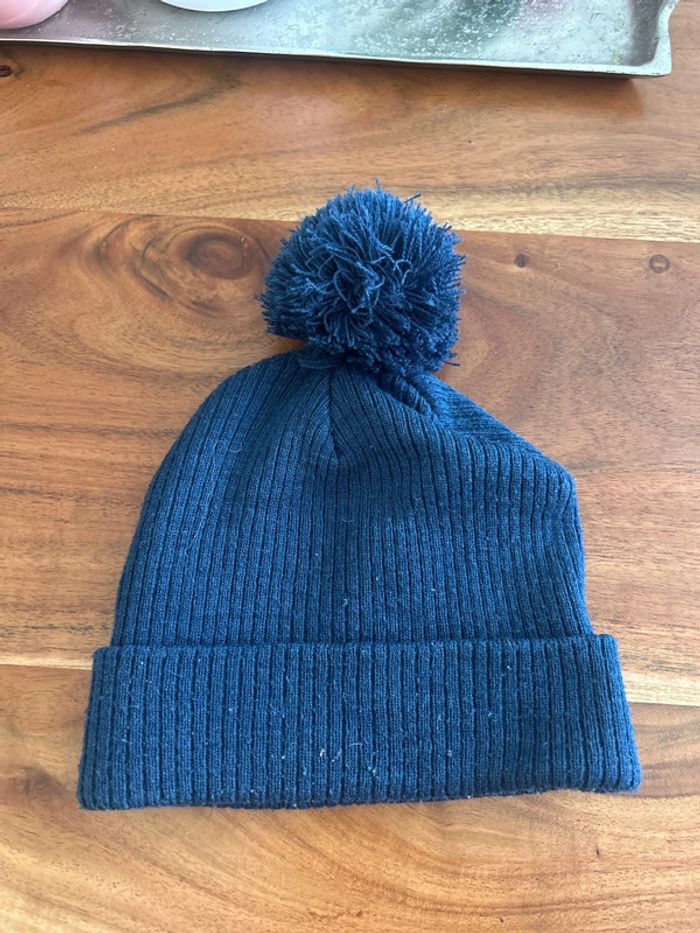 Bonnet - photo numéro 2