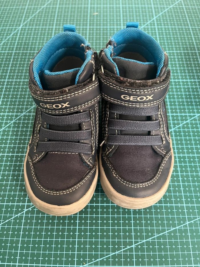 Lot chaussures taille 23 - photo numéro 2