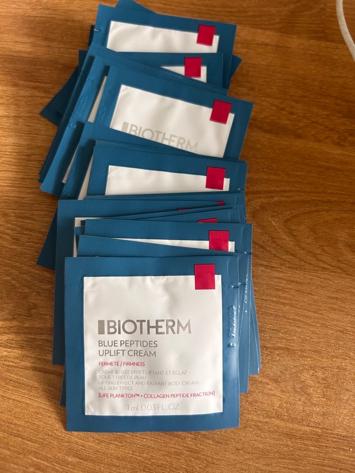 Crème liftant Biotherm Blue Peptides - photo numéro 2